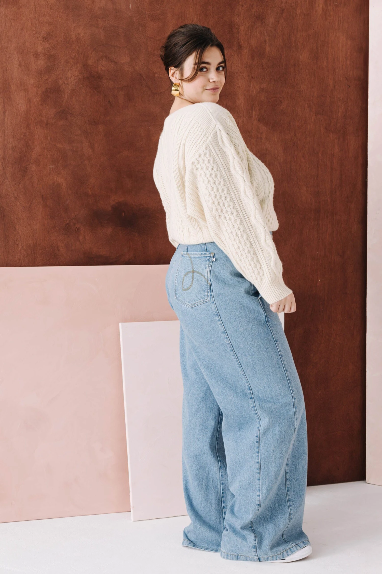 JEAN CLAUDE LIGHT BLUE 4 JEAN CLAUDE LIGHT BLUE – Image 2