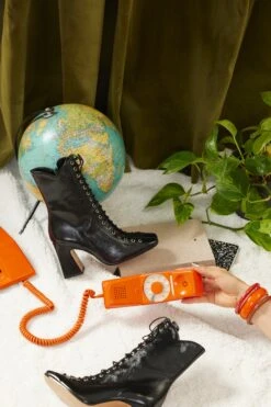 BOOTS TONIA NOIR BRILLANT 8 BOOTS TONIA NOIR BRILLANT -Make My Lemonade MML120923142338 1