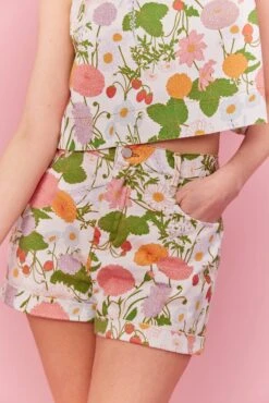 SHORT CARLOTTA FLOWER MARKET